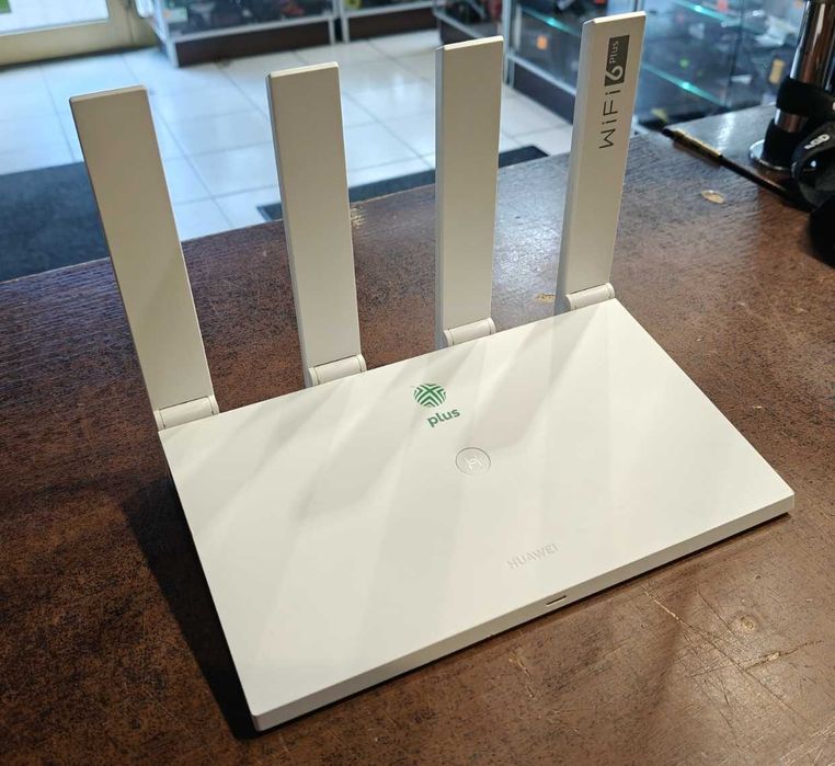 Router BROVI H352-381/Huawei WiFi(WS7100 V2)/Switching PowerS190126D1D