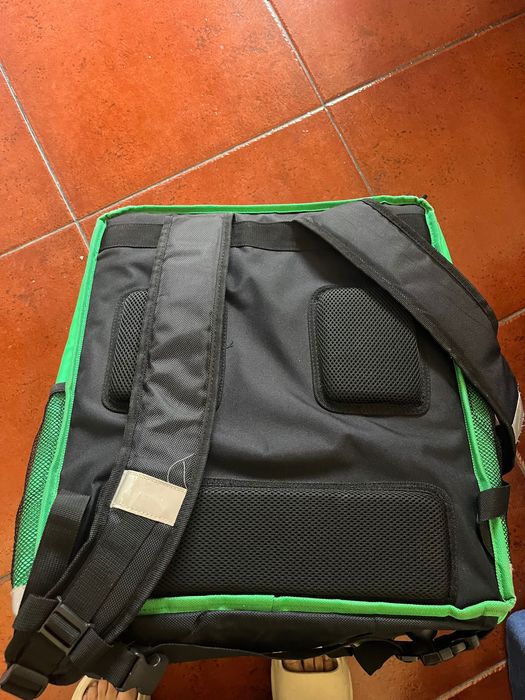 Capacete, Bag e Capa para Chuva