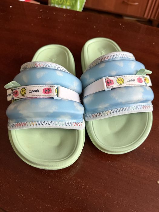 Тапочки Air Jordan Super Play J Balvin