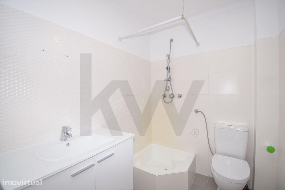 T3 com Sala Dupla em Carnaxide