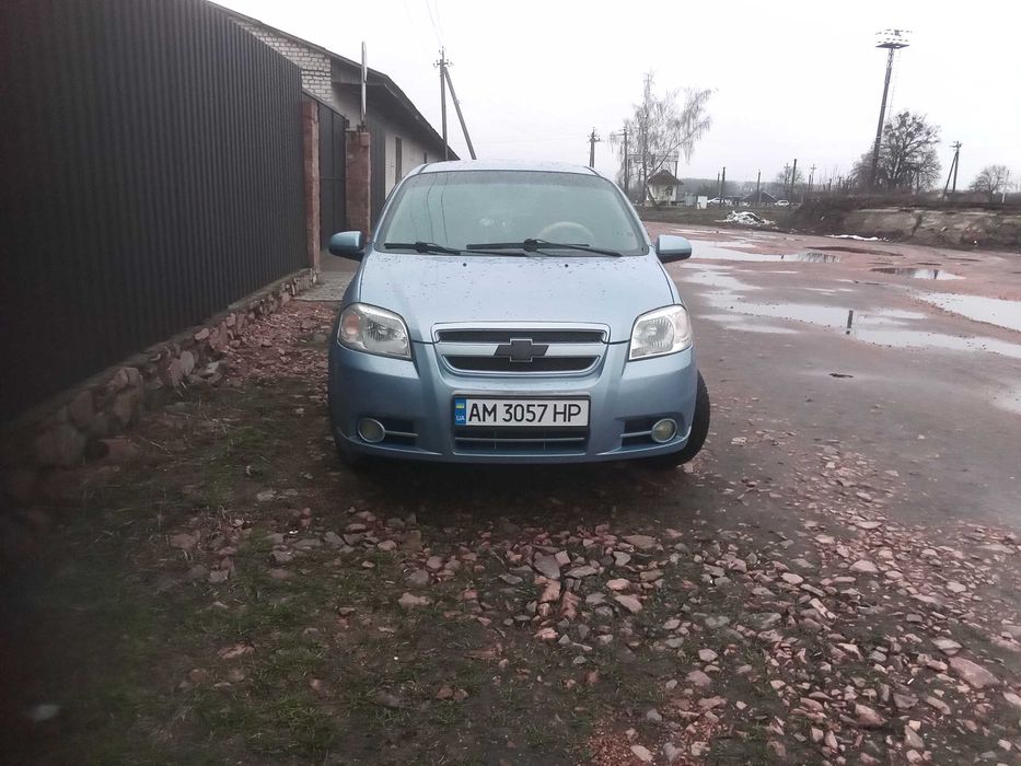 Авто  шевроле авео