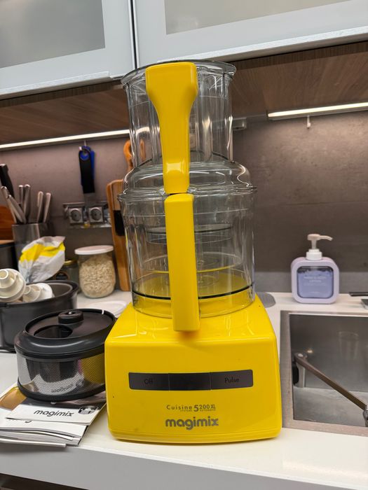 MAGIMIX 5200 XL com todos os acessórios