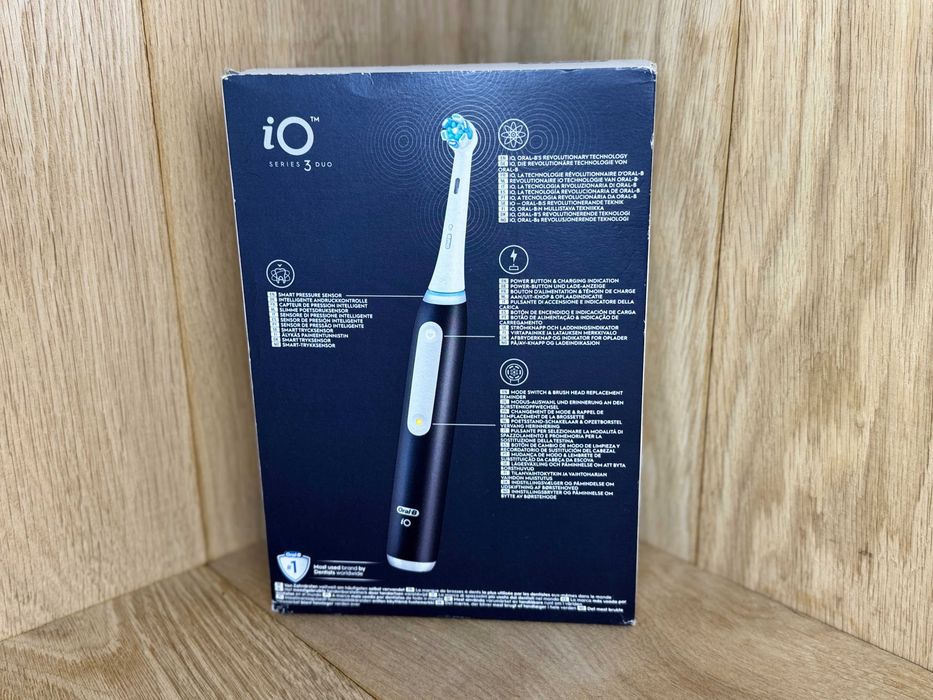 Набір електричних зубних щіток Oral-B iO Series 3 Duo Black & Pink