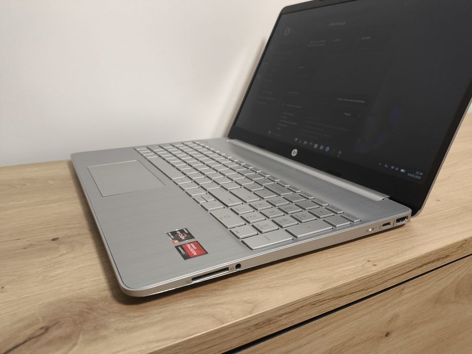 JAK NOWY! HP 15s | Ryzen 5 5500U | 16GB RAM | SSD 256GB | Windows 11