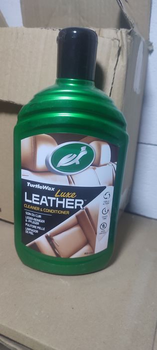 Очисник та кондіционер для шкіри