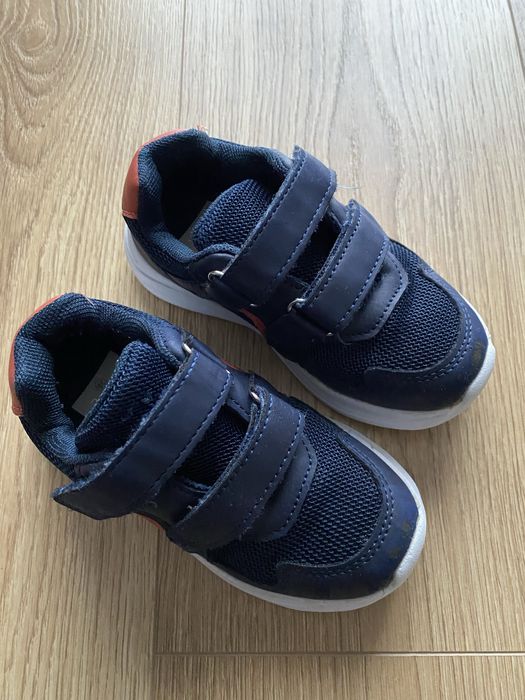 Adidasy chłopięce granatowe 26