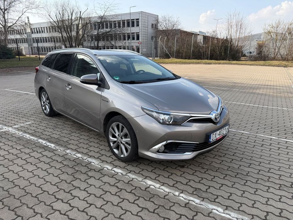 Toyota Auris Executive, Hybryda, 2x kpl kol.