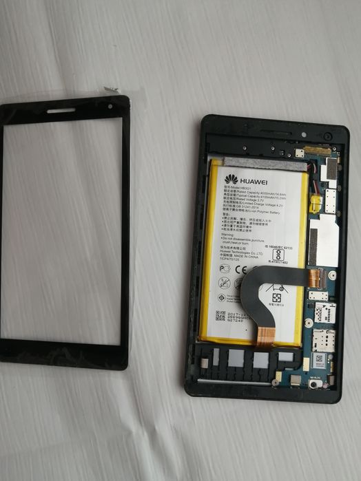 Huawei MediaPad T3 7", модель BG2-U01, 3G і сім картою.