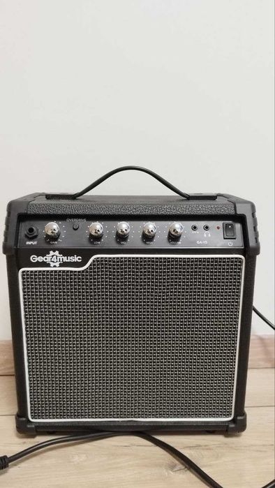 Wzmacniacz gitarowy Gear4Music 15W
