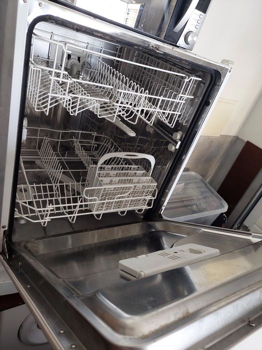 Máquina lavar loiça Candy classe A