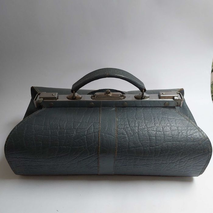 Kuferek w stylu retro skóra naturalna