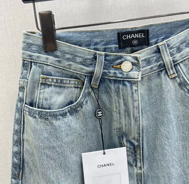 Stylowe markowe jeansy Chanel