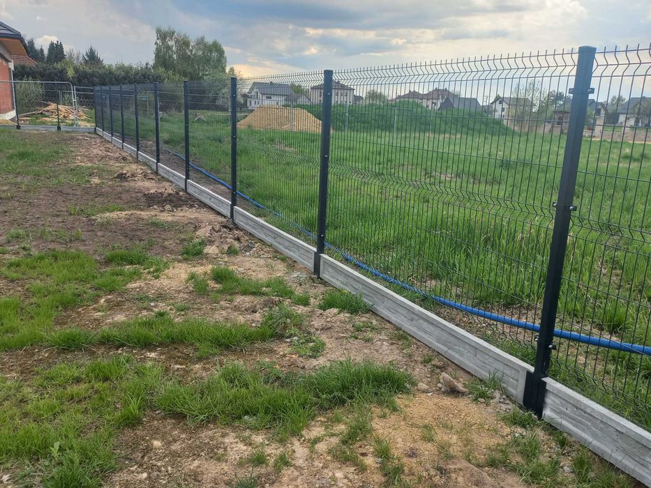 Montaz ogrodzen panelowych panele DARMOWA WYCENA ogrodzenia panelowe