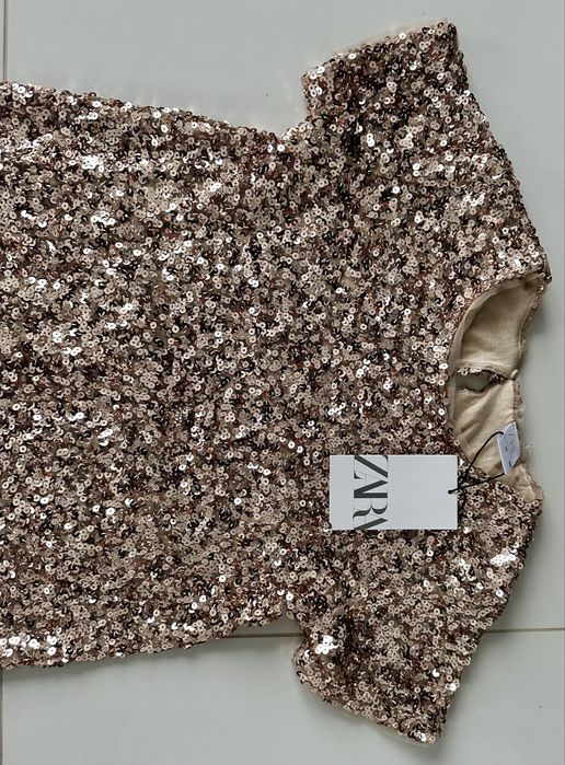 Zara sukienka cekinowa r140 stan idealny