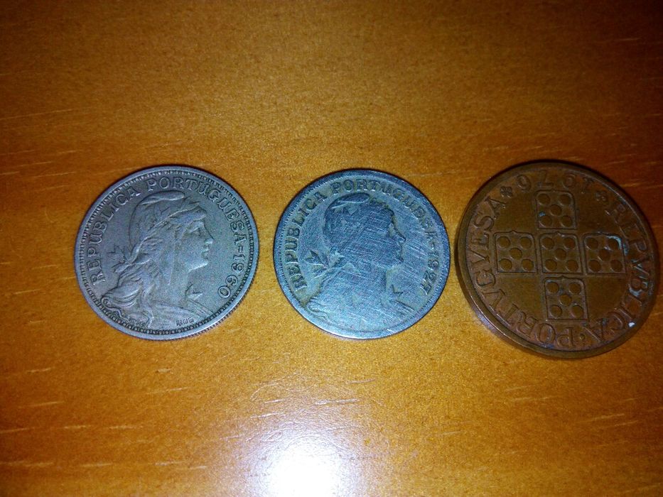 2 moedas de 50 centavos de 1927 e de 1960