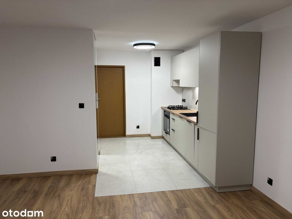 Sadyba: wyremontowane studio 27 m², 3 piętro, 2 windy, bez prowizji