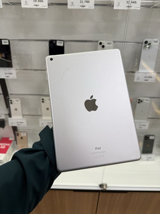 iPad 8 Silver 128гіг (100% Акум)