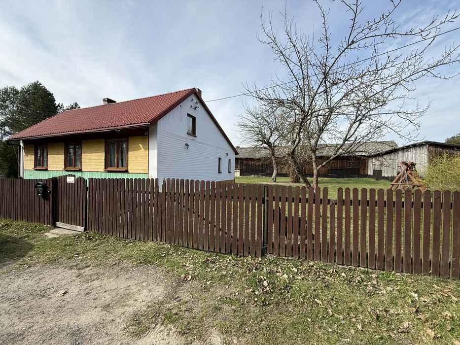Dom caloroczny Gmina Janów, okolice Złotego Potoku
