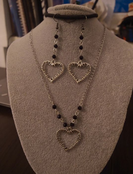 zestaw biżuterii kolczaste serca alternative goth emo