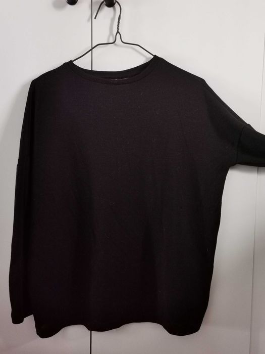 Czarny sweterek o pudełkowym kroju Vila XS/34