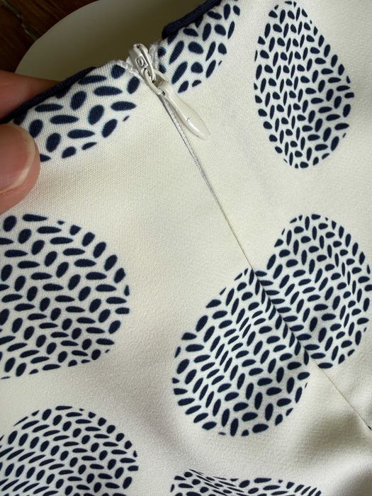 Elegancka sukienka z krótkim rękawem Quiosque