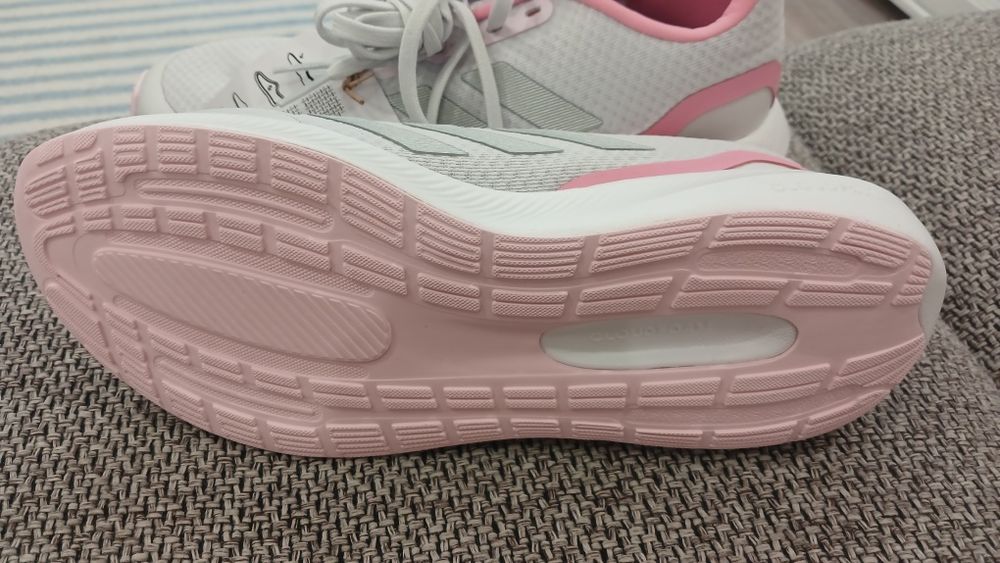 Жіночі Adidas Runfalcon 3.0 39 розмір