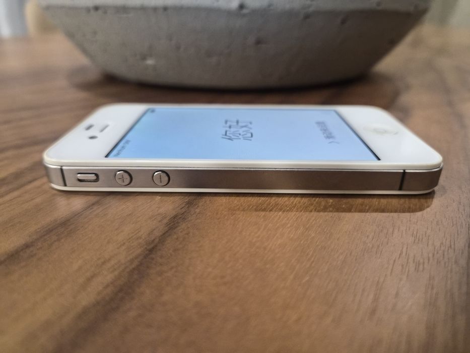 Iphone 4S branco 8gb