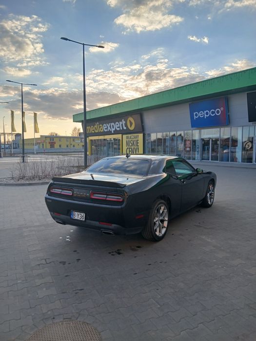 Dodge Challenger