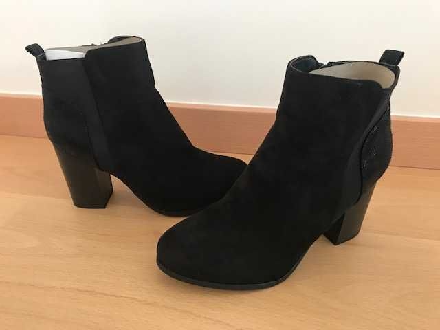 Botas Pretas Confortáveis NOVAS Nº 39