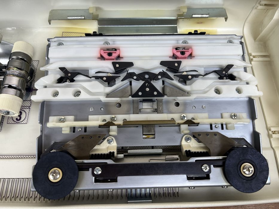 Вязальная машина Brother KH 892 Palie AII