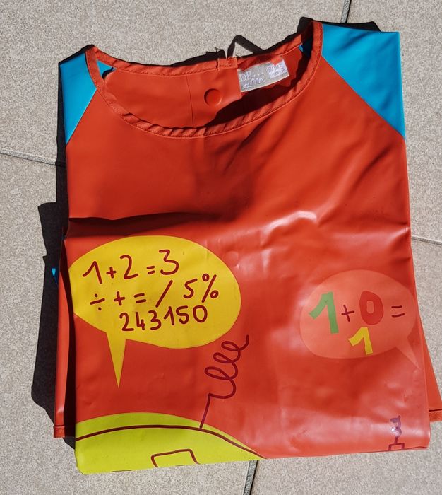 Bibe bata impermeável para pintura de criança