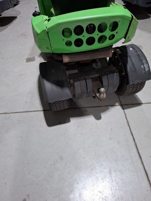 Ładowarka miniladowarka avant 220