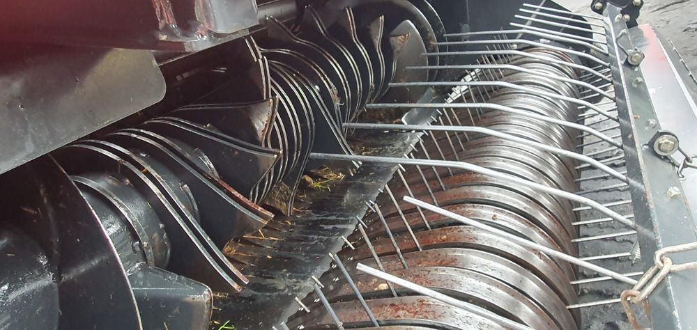 Prasa Kuhn VB 2160 full z nożami super stan