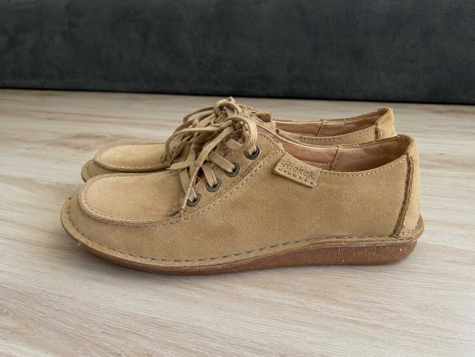 Rieker, Skechers — жіночі туфлі і кросівки 37–37.5