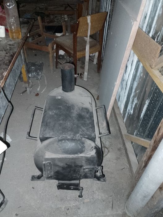 Буржуйка новая для любого помещения.