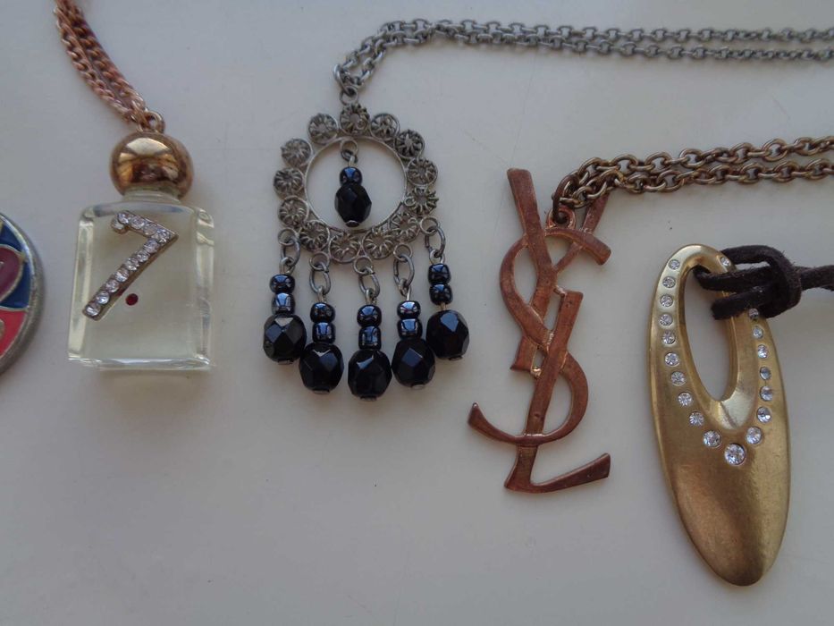 колекц кулони на ланцюжках вінтажі добр стан всі фото