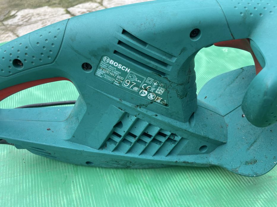 Corta-sebes elétrico Bosch