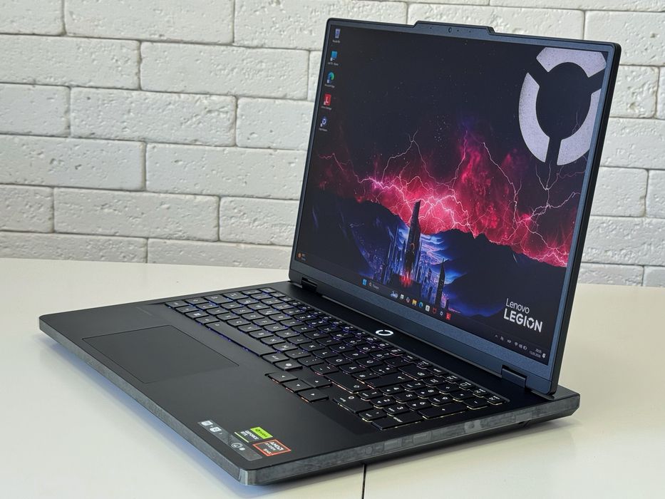 Lenovo Legion Pro 5/2K/240Hz/i7-13650HX/16 GB DDR5/1 TB SSD/RTX 5060