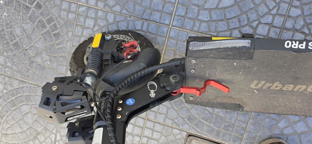 Trotinete urbanglide e-cros pro