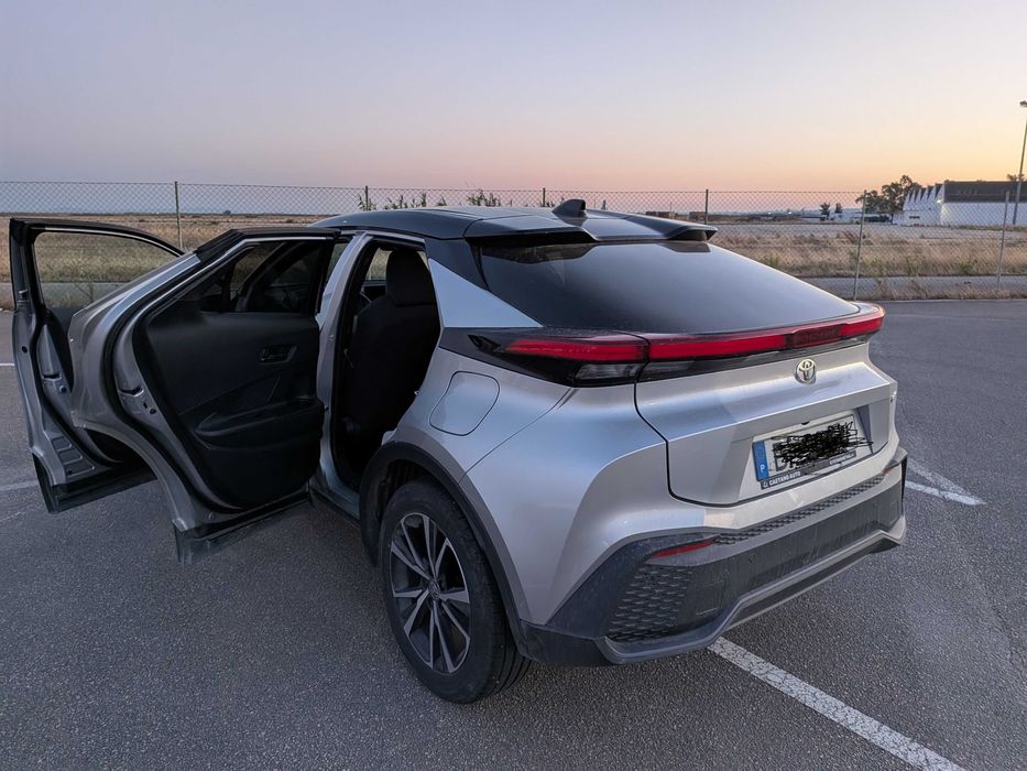 Toyota C-HR 2.0 PlugIn Square Collection