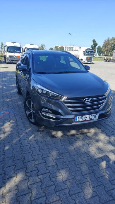 Hyundai Tucson Hyundai Tucson  2.0 / 185 k