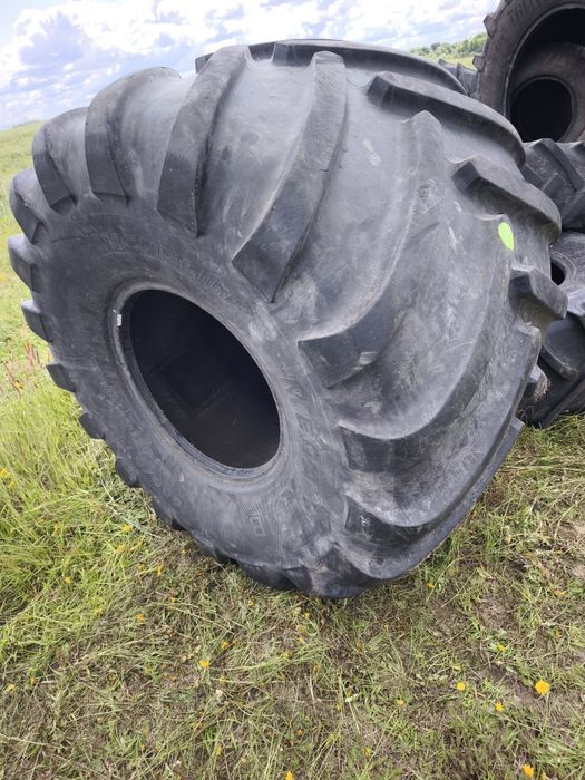 Opona Michelin 66x43.00 R - 25 (1000/50R25) 1050/50 zdrowa MEGAXBIB