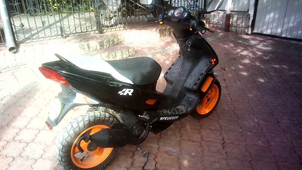 Скутер Peugeot Speedfight 2