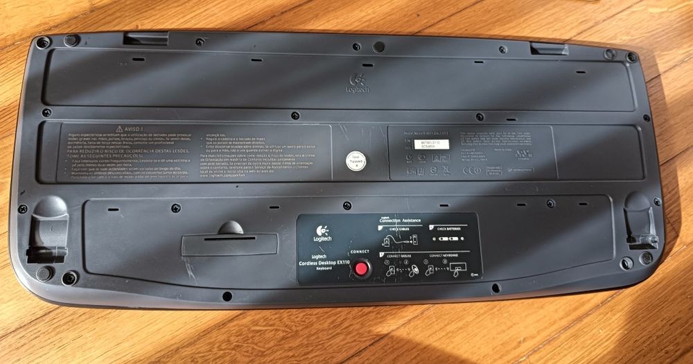 Teclado sem fios Logitech Cordless Desktop EX 110