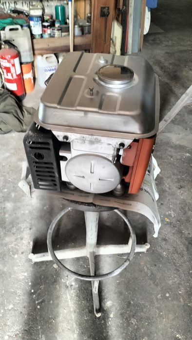 Gerador de corrente a gasolina