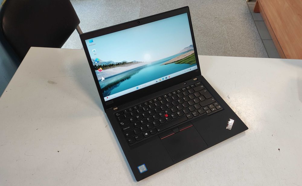 Laptop Lenovo ThinkPad T490 i7-8665U, 16 GB, SSD 512GB, 14" Win11