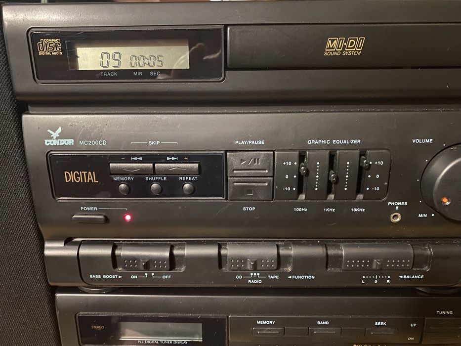 Wieża Condor MC 200 CD z kolumnami
