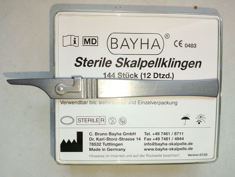 Скальпель BAYHA Германия со сменными стерильными карбоновыми лезвиями
