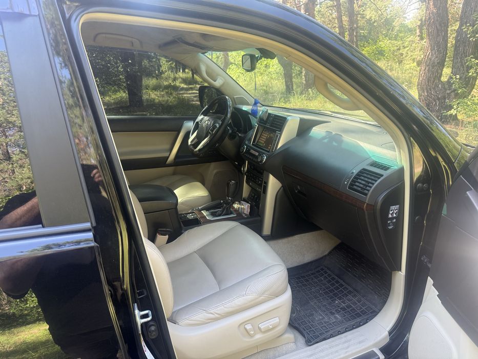Продам Toyota land cruiser prado 150