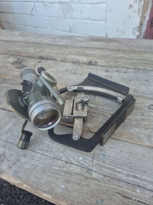 Теодоліт буссоль